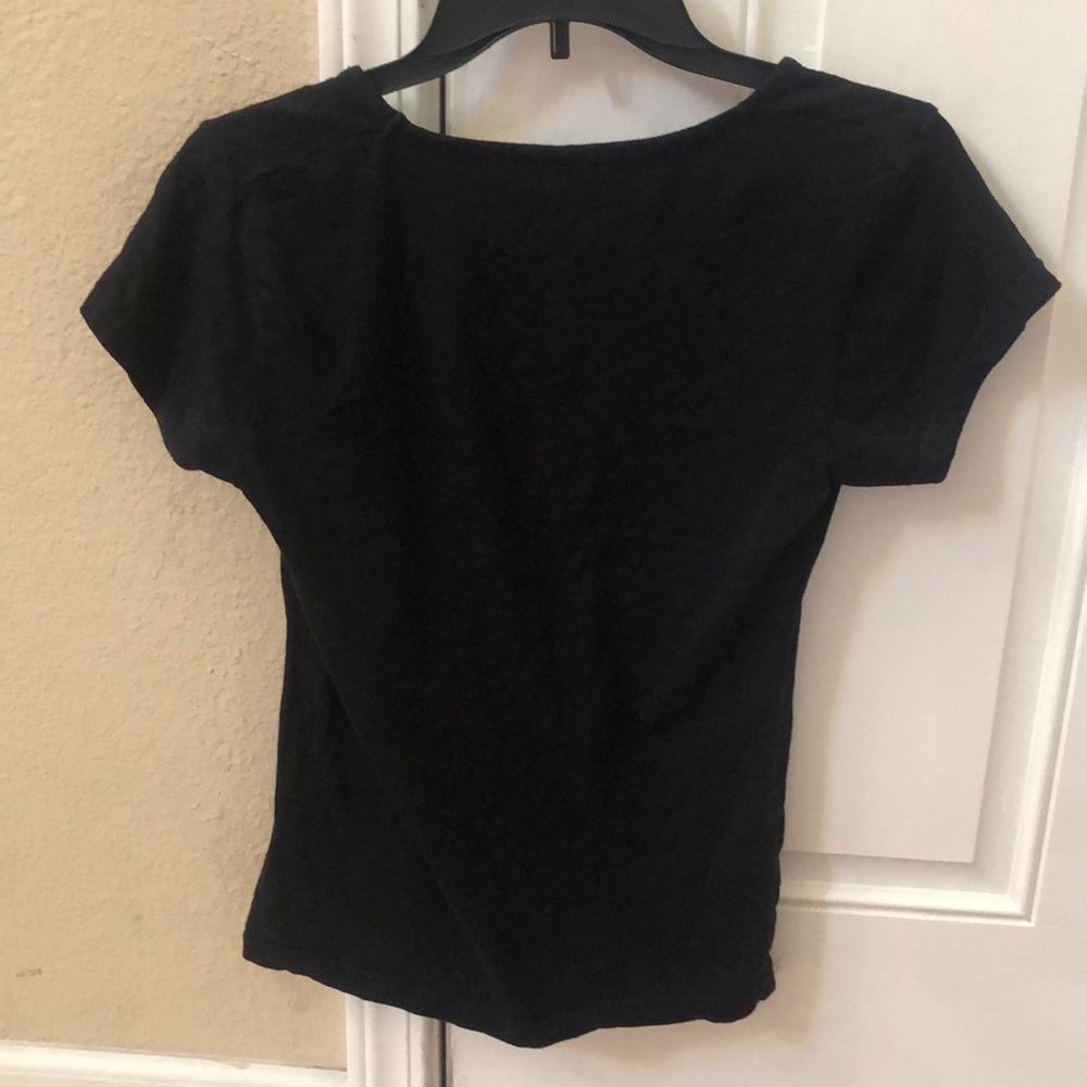 plain black tee - Picture 3 of 3